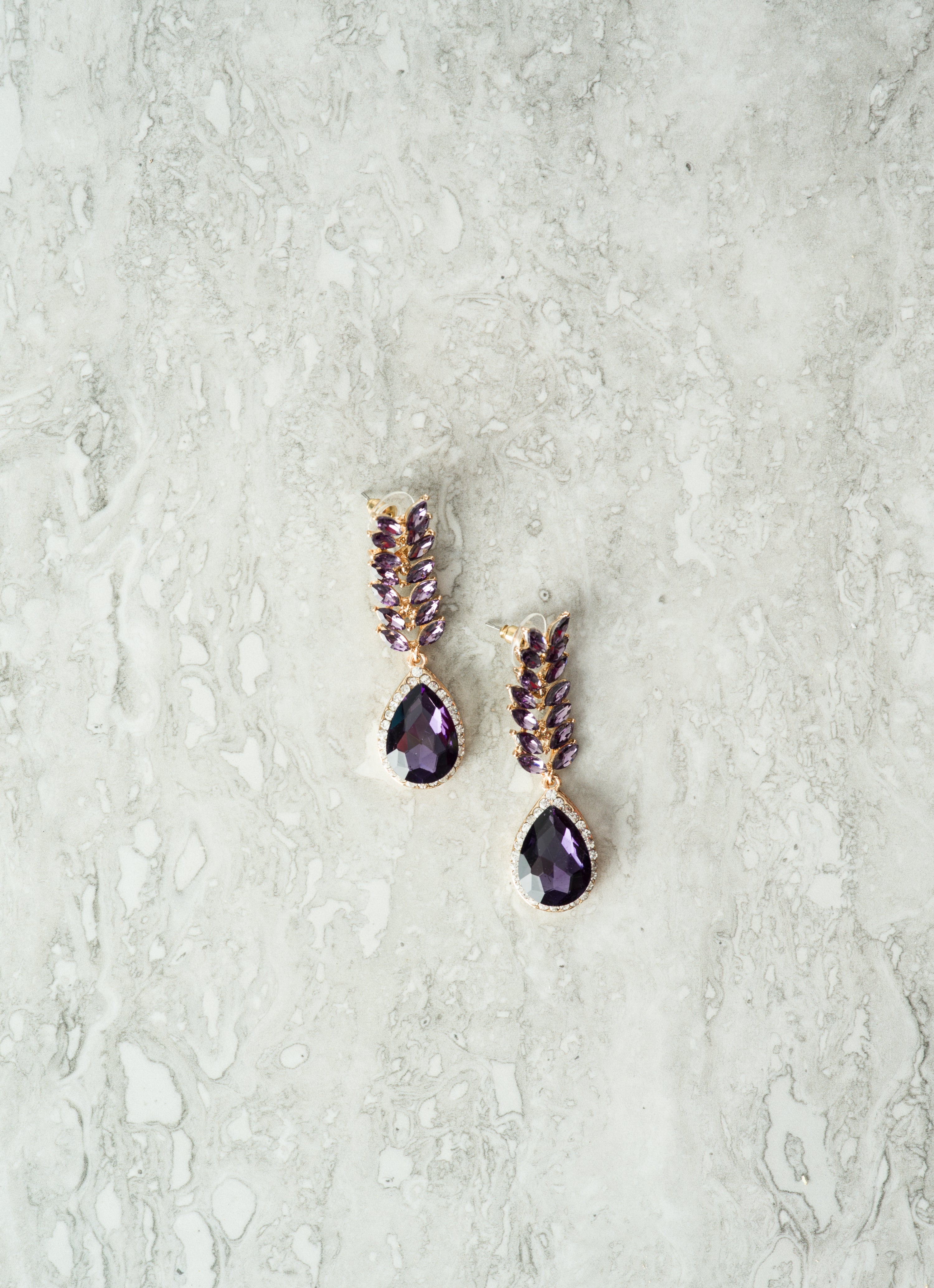 Eggplant leaves earrings Kabayare